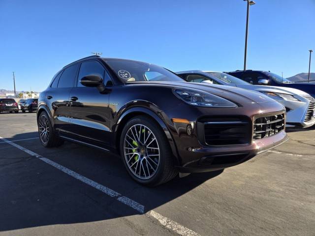 2020 Porsche Cayenne E-Hybrid AWD photo