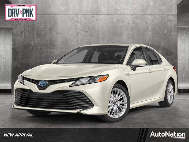 2020 Toyota Camry Hybrid XLE FWD photo