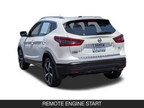 2020 Nissan Rogue Sport SL FWD photo
