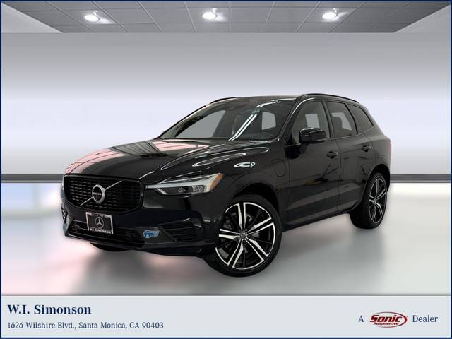 2021 Volvo XC60 R-Design AWD photo