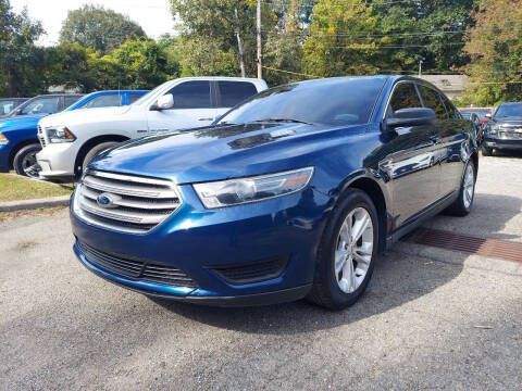 2016 Ford Taurus SE FWD photo