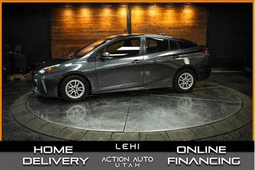 2021 Toyota Prius XLE AWD photo