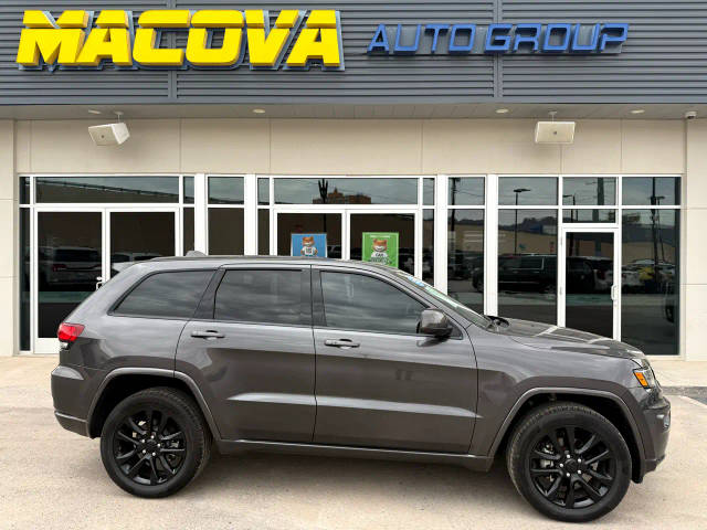 2020 Jeep Grand Cherokee Altitude 4WD photo