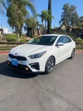 2021 Kia Forte LXS FWD photo