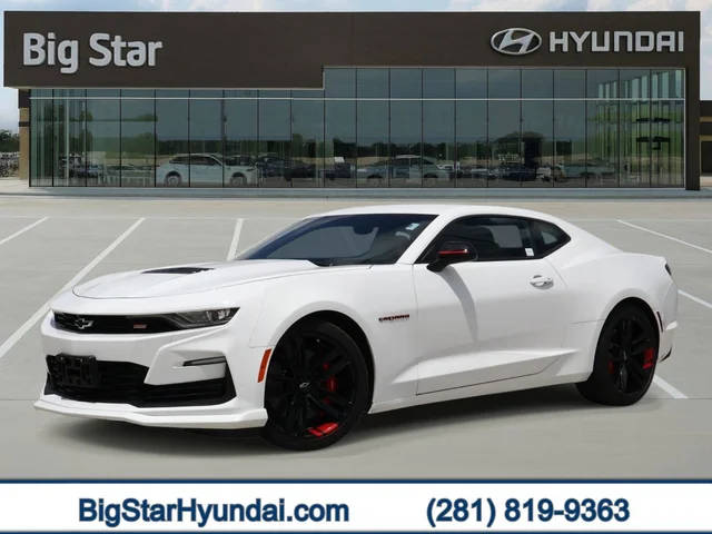 2021 Chevrolet Camaro 1SS RWD photo
