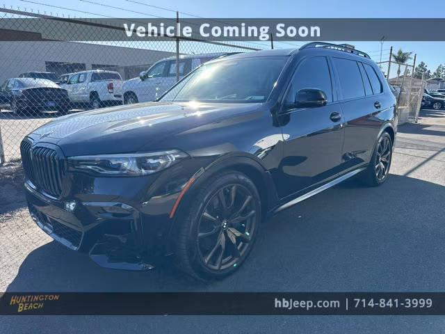 2021 BMW X7 M50i AWD photo