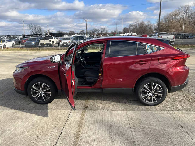 2021 Toyota Venza LE AWD photo