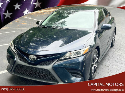 2020 Toyota Camry SE FWD photo