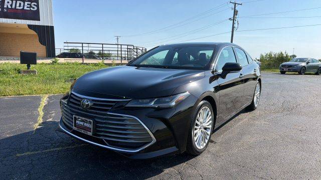 2021 Toyota Avalon Limited FWD photo