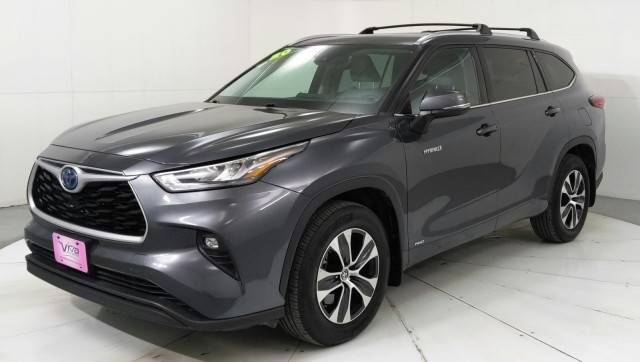 2020 Toyota Highlander Hybrid XLE AWD photo