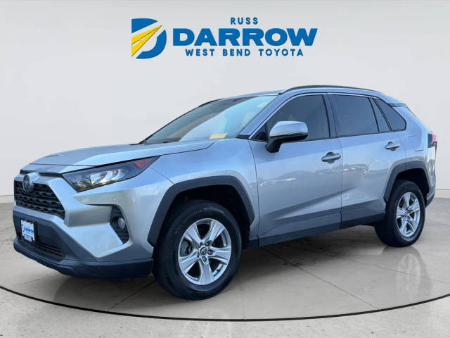 2020 Toyota RAV4 XLE AWD photo