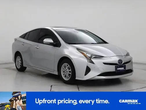 2018 Toyota Prius Three FWD photo