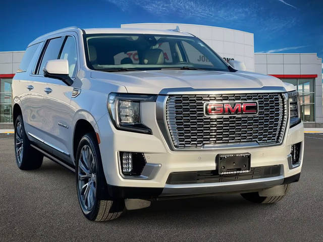 2021 GMC Yukon XL Denali 4WD photo