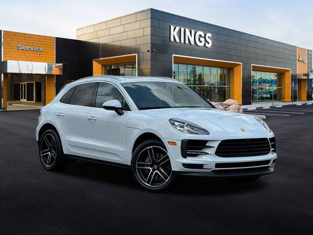 2020 Porsche Macan S AWD photo