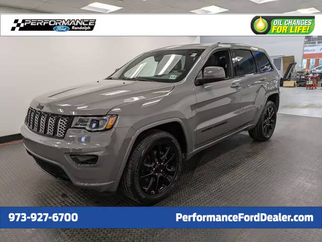 2020 Jeep Grand Cherokee Altitude 4WD photo