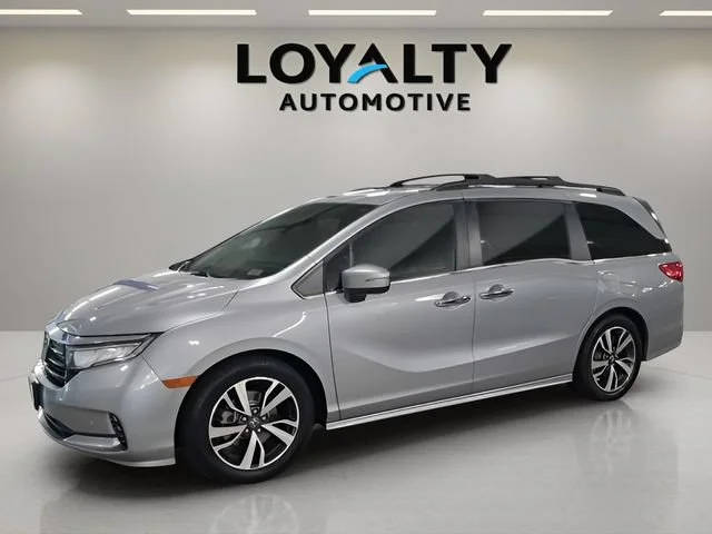 2021 Honda Odyssey Touring FWD photo