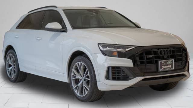 2021 Audi Q8 Premium AWD photo