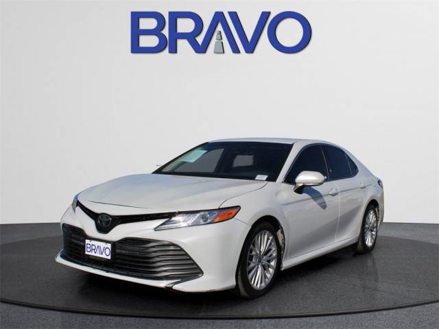2020 Toyota Camry XLE FWD photo