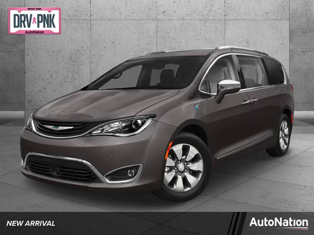 2020 Chrysler Pacifica Minivan Hybrid Limited FWD photo