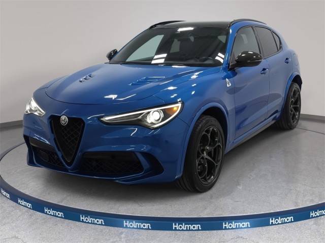 2020 Alfa Romeo Stelvio Quadrifoglio AWD photo