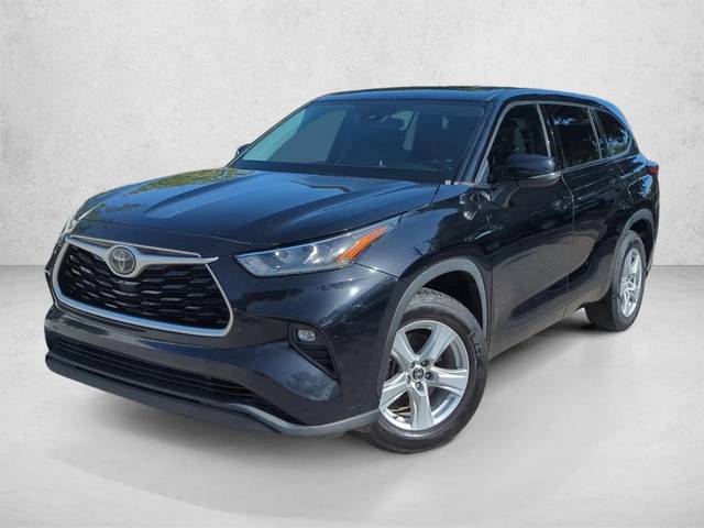 2020 Toyota Highlander LE FWD photo