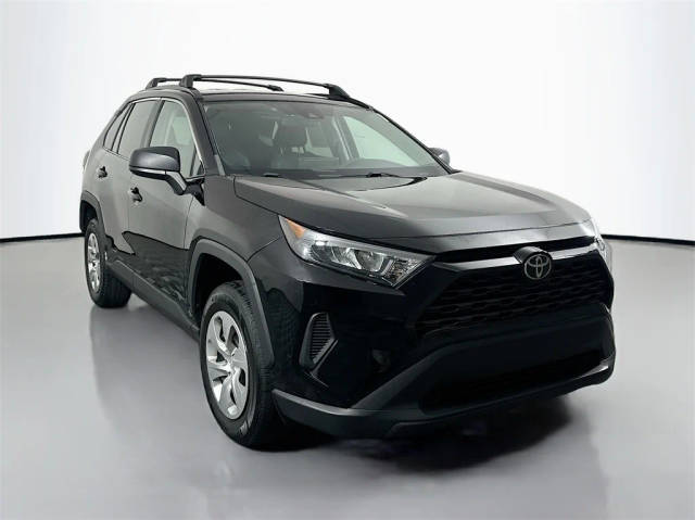 2020 Toyota RAV4 LE AWD photo