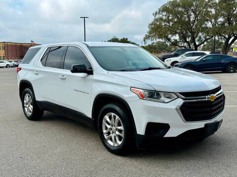 2020 Chevrolet Traverse LS FWD photo