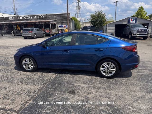 2019 Hyundai Elantra SEL FWD photo