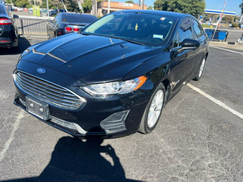 2019 Ford Fusion SE FWD photo