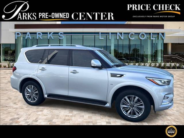 2020 Infiniti QX80 LUXE 4WD photo