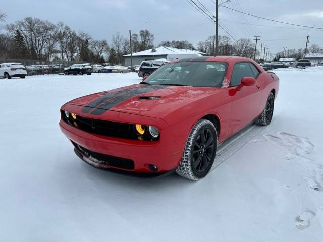 2020 Dodge Challenger SXT AWD photo