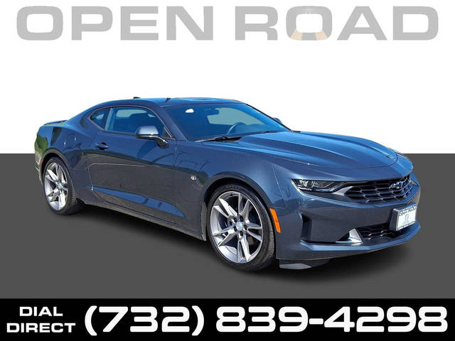 2021 Chevrolet Camaro 1LT RWD photo