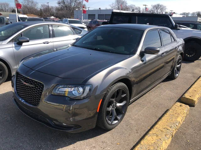 2020 Chrysler 300 300S RWD photo