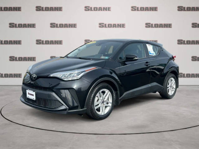 2020 Toyota C-HR LE FWD photo