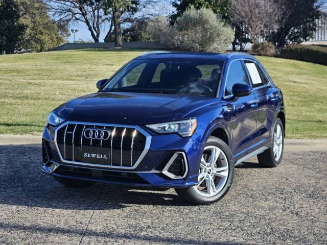 2021 Audi Q3 S line Premium AWD photo