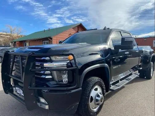 2020 Chevrolet Silverado 3500HD High Country 4WD photo