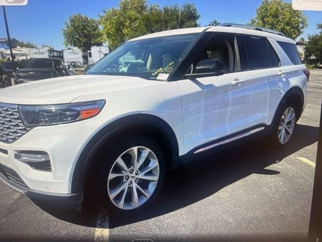 2021 Ford Explorer Platinum 4WD photo