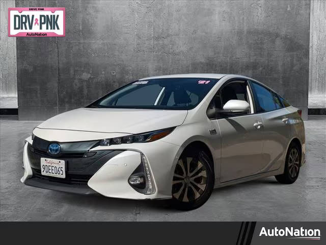 2021 Toyota Prius Prime Limited FWD photo