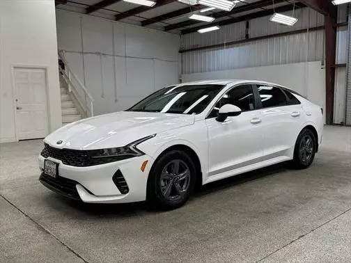 2021 Kia K5 LXS AWD photo