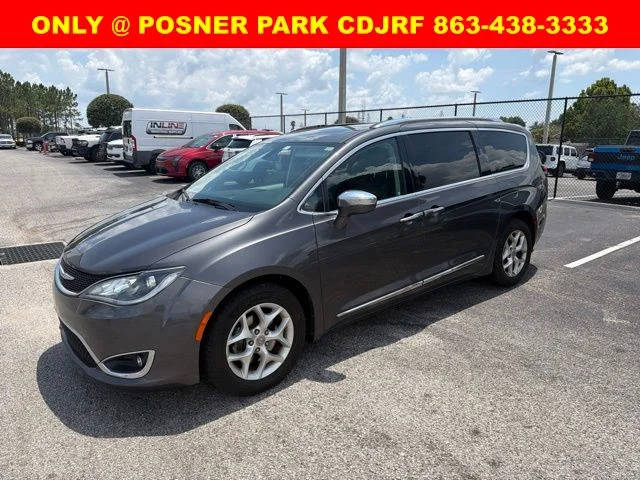 2020 Chrysler Pacifica Minivan Limited FWD photo