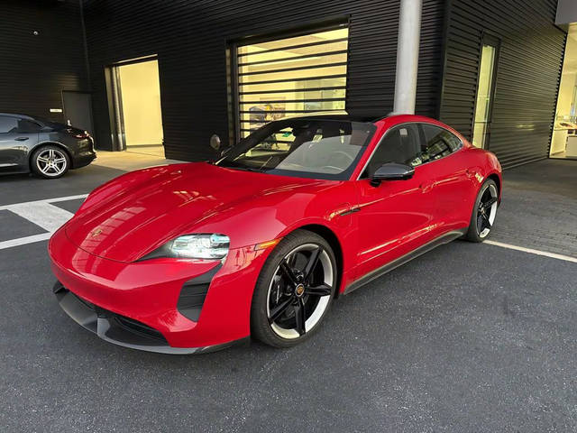 2020 Porsche Taycan Turbo S AWD photo