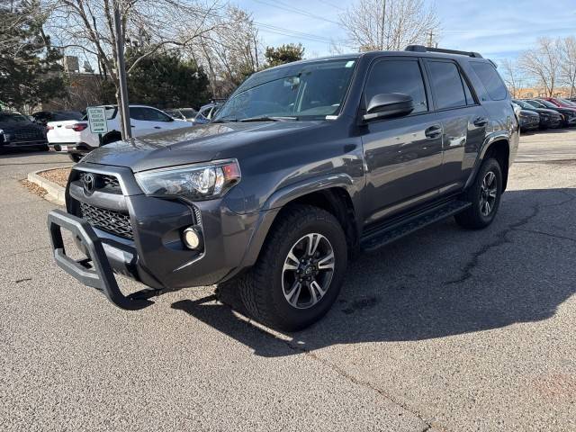 2019 Toyota 4Runner SR5 4WD photo