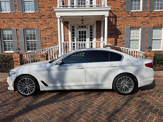 2020 BMW 5 Series 530i RWD photo