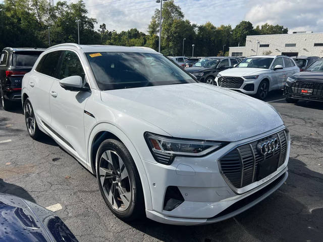 2021 Audi e-tron Premium Plus AWD photo