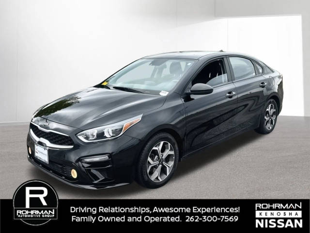 2021 Kia Forte LXS FWD photo
