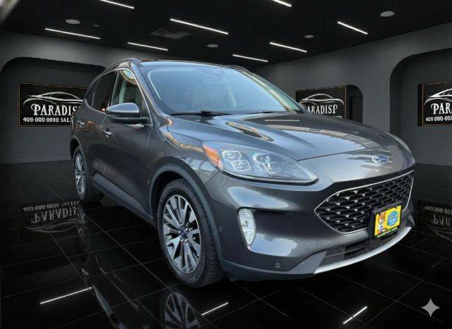 2020 Ford Escape Titanium Hybrid AWD photo
