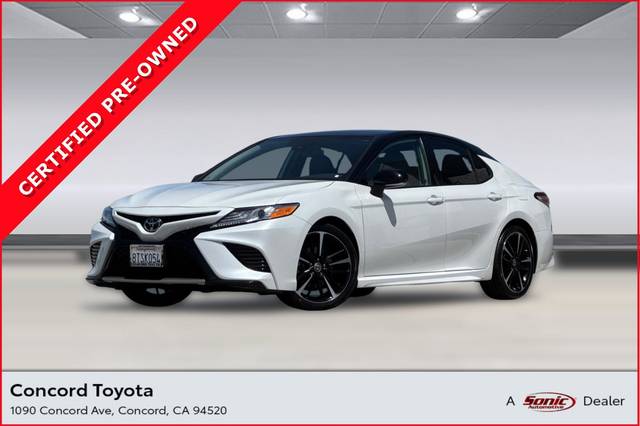 2020 Toyota Camry XSE FWD photo