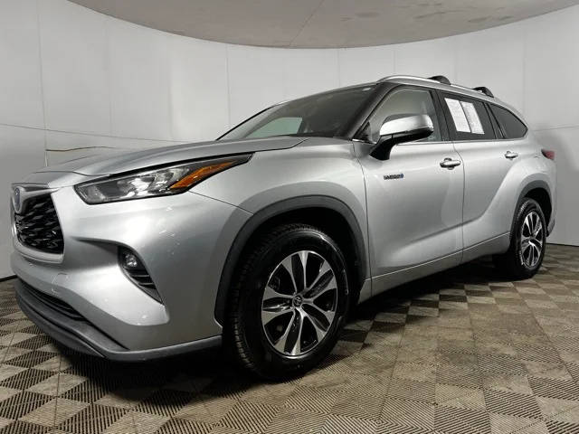 2020 Toyota Highlander Hybrid XLE FWD photo
