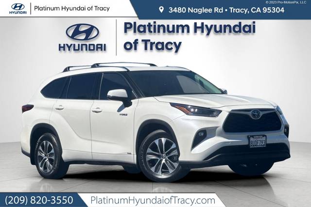 2021 Toyota Highlander Hybrid XLE AWD photo
