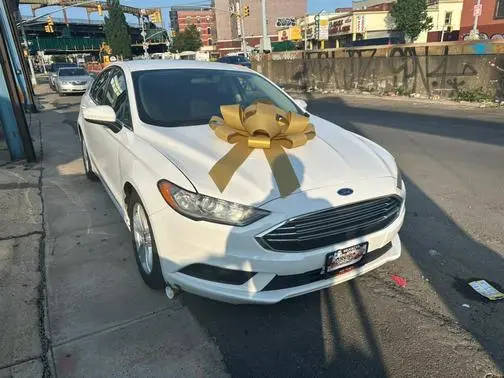 2018 Ford Fusion SE FWD photo